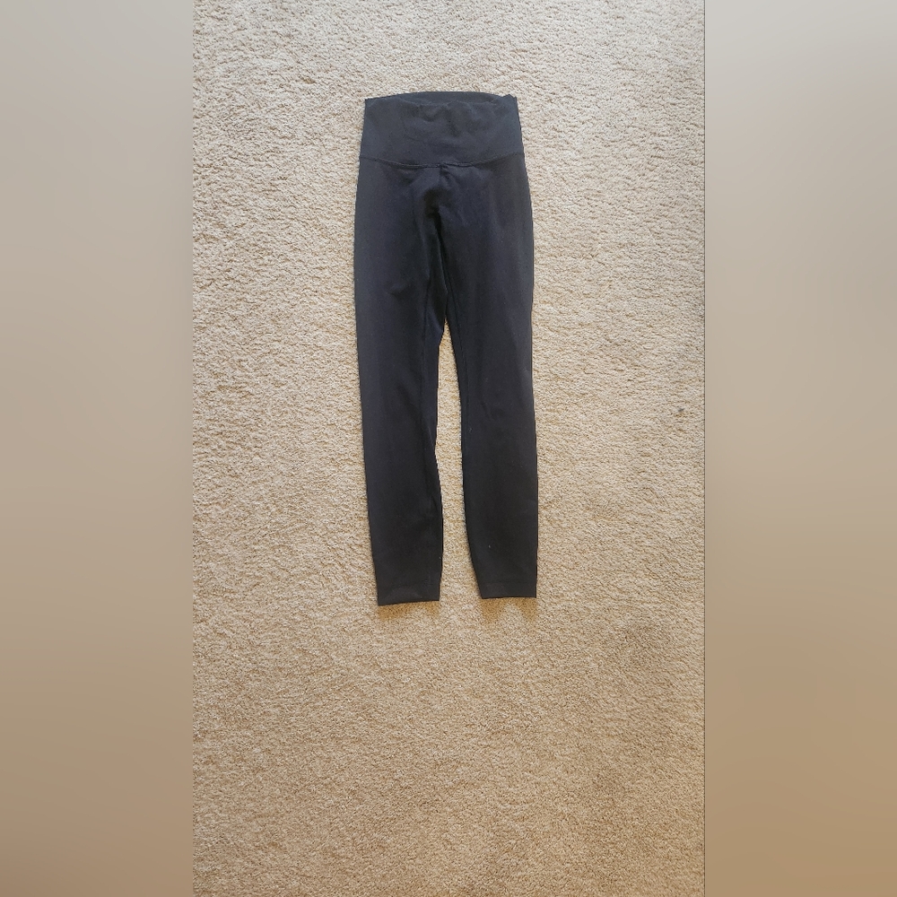 Black Lululemon Wunder Under